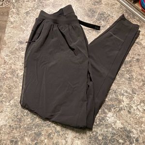 Lululemon Surge Hybrid Pants/NEW/Slim Tapered Fit